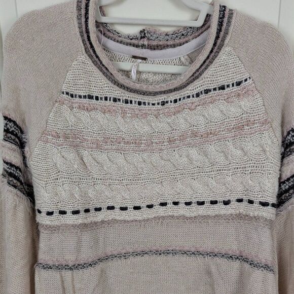 Free People | Cream Cable Knit Distressed Sweater Size Extra Small - Picture 6 of 14